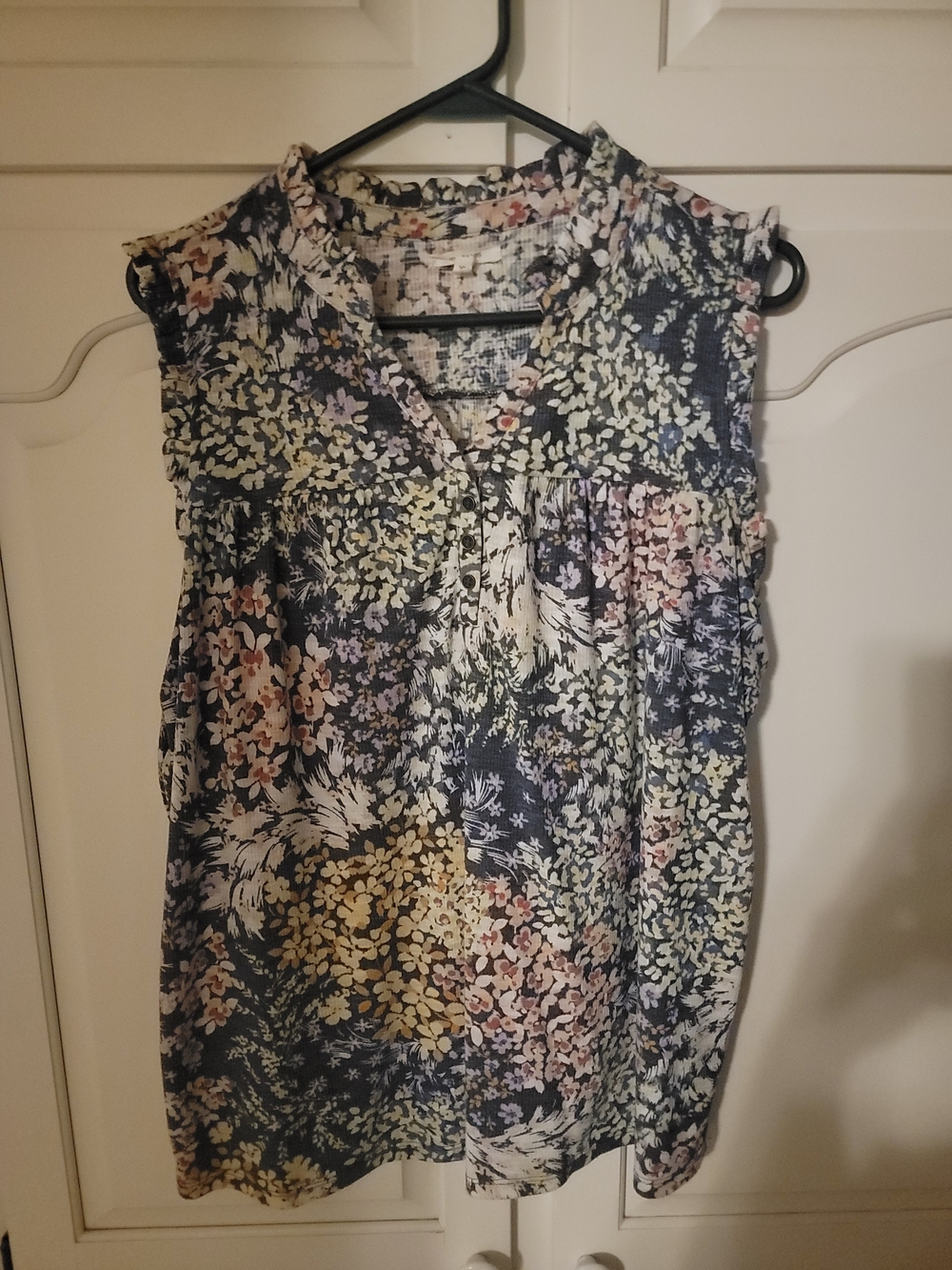 Maurices Navy Floral Sleeveless Camisole with Pink & Cream Accents
